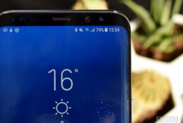 Samsung Galaxy S8 edge display 840x471 1