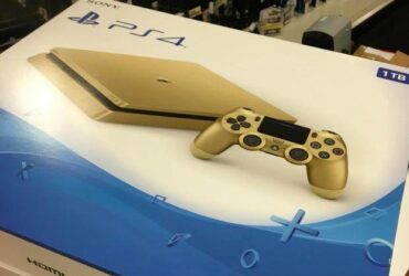 PlayStation 4 Slim Gold